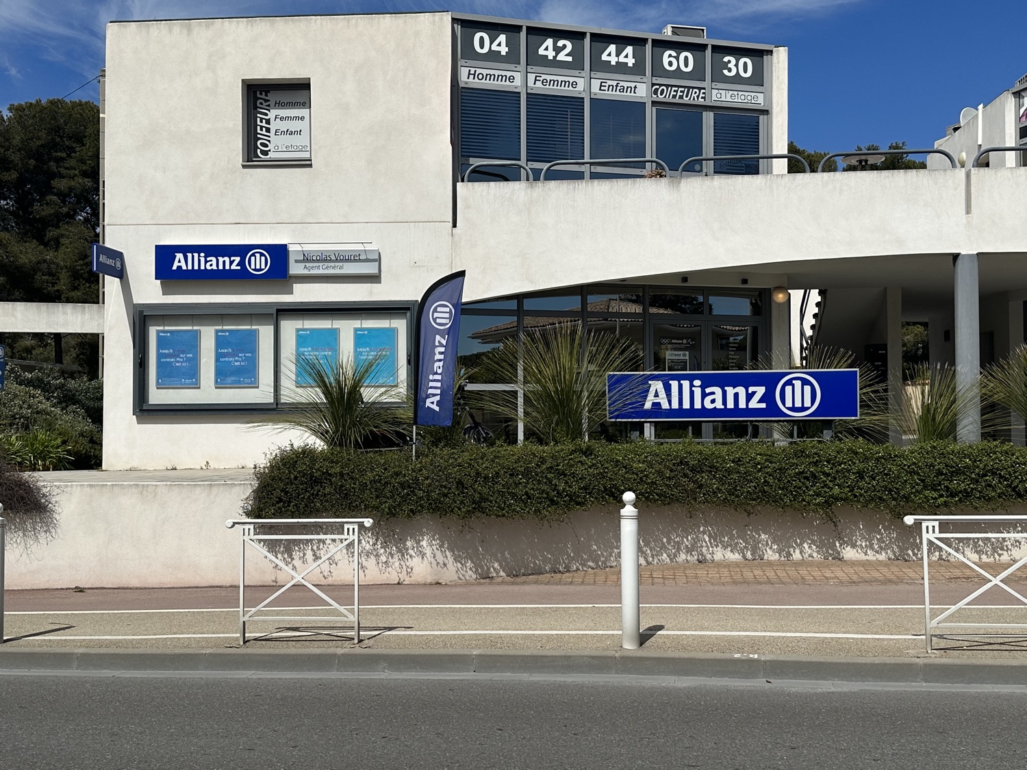Façade de l'agence Allianz Nicolas Vouret